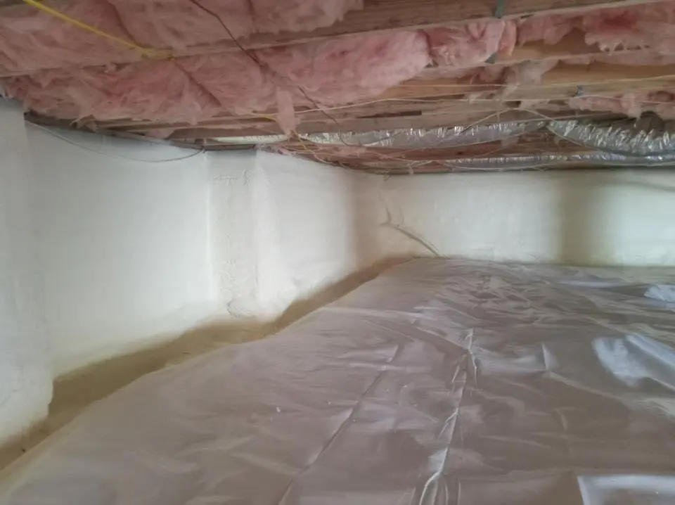 Crawl space encapsulation with closed-cell spray foam for Roof Maintenance in Oak Ridge